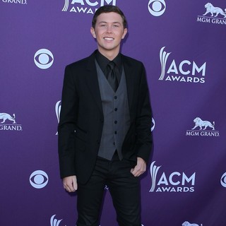 Scotty McCreery in 2012 ACM Awards - Arrivals