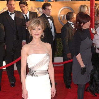 Kyra Sedgwick in 16th Annual Screen Actors Guild Awards - Arrivals