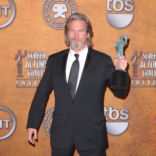 Jeff Bridges in 16th Annual Screen Actors Guild Awards - Press Room