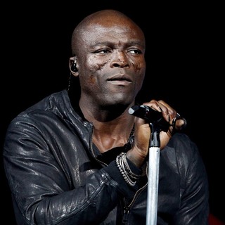 Seal in Seal Performing