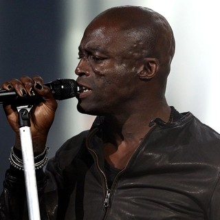 Seal in Seal Performing