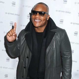Sean Garrett in Mercedez-Benz IMG New York Fashion Week Fall 2010 - G-Star Raw - Backstage Arrivals - sean-garrett-mercedez-benz-img-new-york-fashion-week-fall-2010-03