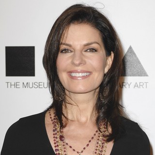 Sela Ward in 2011 MOCA Gala: An Artist's Life Manifesto - Arrivals