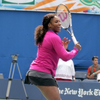 Serena Williams in Arthur Ashe Kids Day 2012 - serena-williams-arthur-ashe-kids-day-2012-02