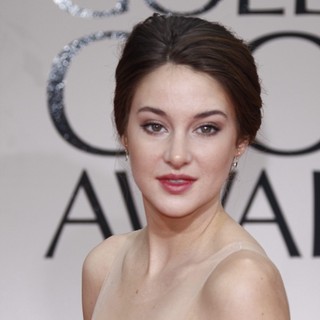 Shailene Woodley in The 69th Annual Golden Globe Awards - Arrivals