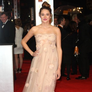 Shailene Woodley in Orange British Academy Film Awards 2012 - Arrivals
