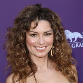 Shania Twain in 48th Annual ACM Awards - Arrivals