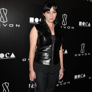 Shannen Doherty in Jessica Stam Hosts Grand Opening of Devon Flagship Store