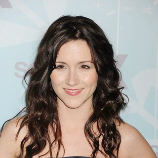 Shannon Woodward