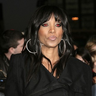 Shaun Robinson in The Premiere of The Twilight Saga's Breaking Dawn Part II