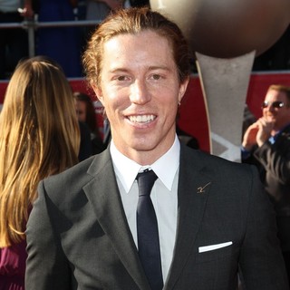Shaun White in 2012 ESPY Awards - Red Carpet Arrivals