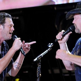 Blake Shelton, Trace Adkins in The Final Night of The 2011 CMA Music Festival Nightly Concerts