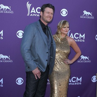 Blake Shelton, Miranda Lambert in 2012 ACM Awards - Arrivals