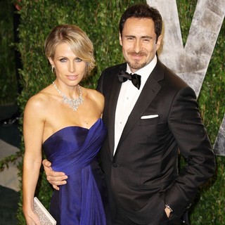 Stefanie Sherk, Demian Bichir in 2012 Vanity Fair Oscar Party - Arrivals