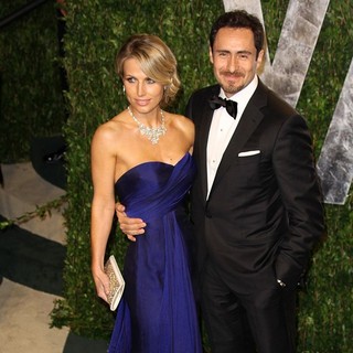 Stefanie Sherk, Demian Bichir in 2012 Vanity Fair Oscar Party - Arrivals