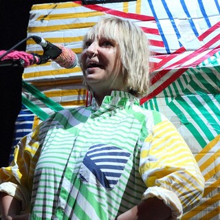Sia Furler in Big Day Out Festival - sia-furler-big-day-out-festival-02
