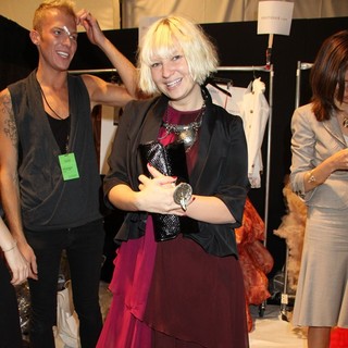 Sia Furler in Mercedes-Benz IMG New York Fashion Week Spring-Summer 2011 - Christian Siriano - Front Row - sia-furler-new-york-fashion-week-spring-summer-2011-02