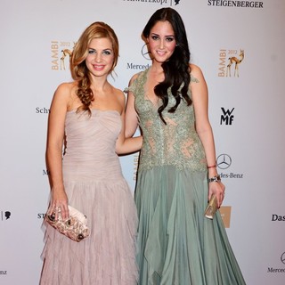 Susan Sideropoulos, Raffaela Wais in Bambi Awards 2012