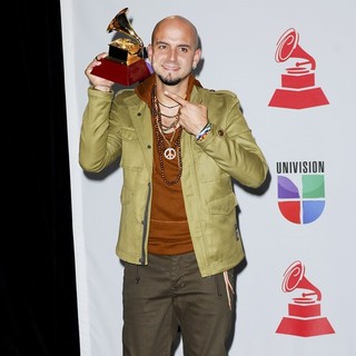 Sie7e in The 12th Annual Latin GRAMMY Awards - Press Room