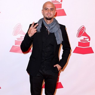 Sie7e in 2011 Latin Recording Academy Person of The Year Tribute to Shakira