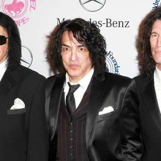 Gene Simmons, Paul Stanley, Tommy Thayer, KISS in 26th Anniversary Carousel of Hope Ball - Presented by Mercedes-Benz - Arrivals