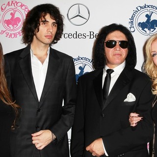 Sophie Simmons, Nick Simmons, Gene Simmons, Shannon Tweed in 26th Anniversary Carousel of Hope Ball - Presented by Mercedes-Benz - Arrivals