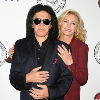 Gene Simmons, Shannon Tweed in The Friars Club Roast of Jack Black