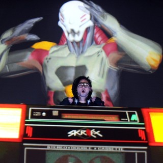 Skrillex Performing His Sold Out Show The Heineken Music Hall - skrillex-performing-09