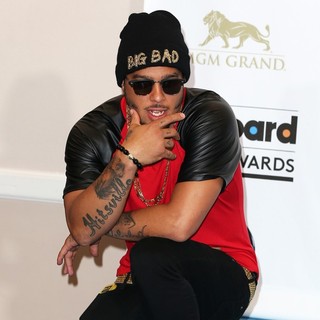 LMFAO in 2013 Billboard Music Awards - Press Room - skyblu-2013-billboard-music-awards-press-room-01