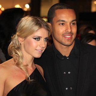 Melanie Slade, Theo Walcott in The Twilight Saga's Breaking Dawn Part I UK Film Premiere - Arrivals