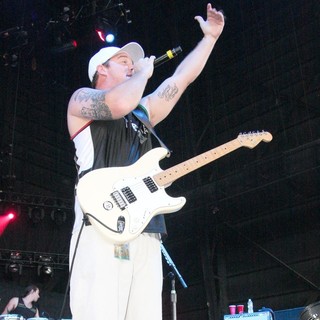 Slightly Stoopid Perform at Cruzan Amphitheatre - slightly-stoopid-perform-13