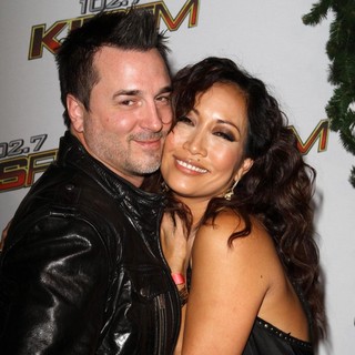 Jesse Sloan, Carrie Ann Inaba in 102.7 KIIS FM's Jingle Ball 2011 - Arrivals