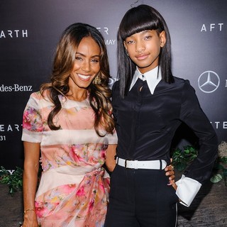 Jada Pinkett Smith in New York Premiere of After Earth - smith-premiere-after-earth-11