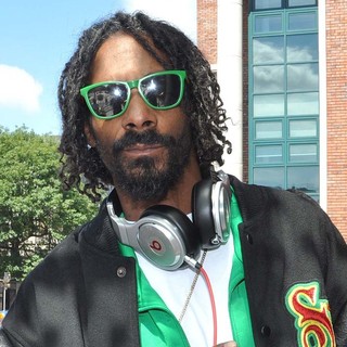 Snoop Dogg in Snoop Dogg Leaving His Hotel After His Performance at Phoenix Park