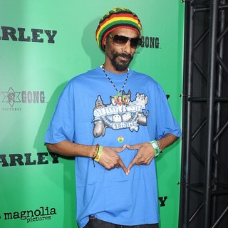 Snoop Dogg in Los Angeles Premiere of Magnolia Picture's Marley - Arrivals