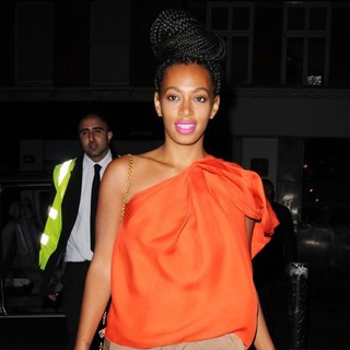 Solange Knowles in Solange Knowles Arrives at Merah Club Ahead of Her DJ Set