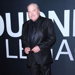 Stacy Keach in The Universal Pictures World Premiere of The Bourne Legacy - Arrivals