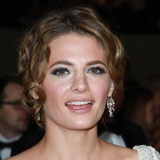 Stana Katic in 64th Annual Directors Guild of America Awards - Arrivals