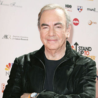 Neil Diamond in 2010 Stand Up To Cancer - Arrivals