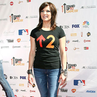 Martina McBride in 2010 Stand Up To Cancer - Arrivals