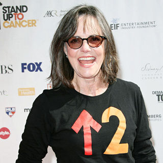 Sally Field in 2010 Stand Up To Cancer - Arrivals