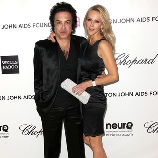 Paul Stanley, Erin Sutton in The 20th Annual Elton John AIDS Foundation's Oscar Viewing Party - Arrivals