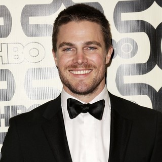 Stephen Amell in 2013 HBO's Golden Globes Party - Arrivals