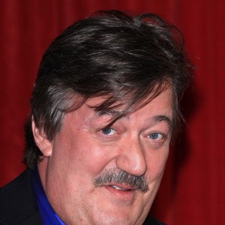 Stephen Fry in Sherlock Holmes: A Game of Shadows Premiere - Arrivals