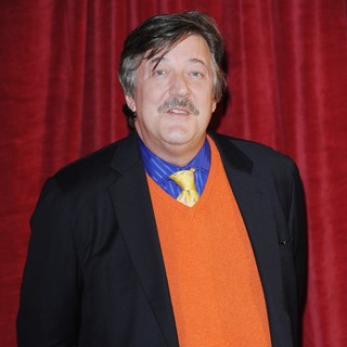 Stephen Fry in Sherlock Holmes: A Game of Shadows Premiere - Arrivals