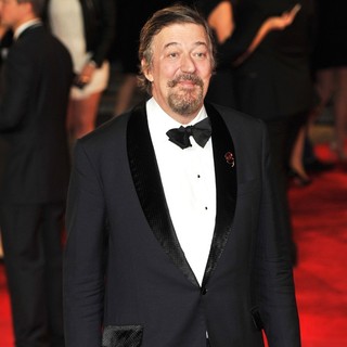 Stephen Fry in World Premiere of Skyfall - Arrivals