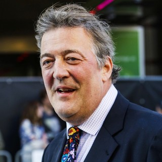 Stephen Fry in U.K. Premiere of Star Trek Into Darkness - Arrivals - stephen-fry-uk-premiere-star-trek-into-darkness-02