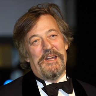 The Hobbit: An Unexpected Journey - UK Premiere - Arrivals - stephen-fry-uk-premiere-the-hobbit-an-unexpected-journey-01