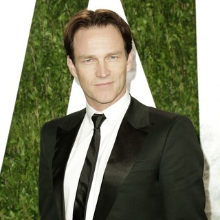 Stephen Moyer in 2013 Vanity Fair Oscar Party - Arrivals - stephen-moyer-2013-vanity-fair-oscar-party-02