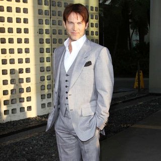 Stephen Moyer in The Premiere of True Blood Season 4